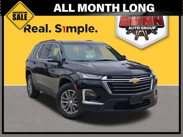 2023 Chevrolet Traverse LT Cloth FWD photo