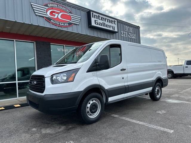 2018 Ford Transit Van  RWD photo