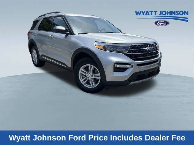 2023 Ford Explorer XLT 4WD photo