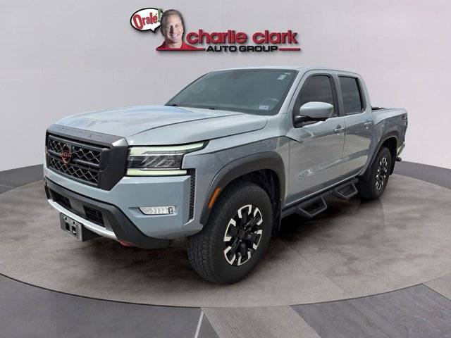 2023 Nissan Frontier PRO-4X 4WD photo