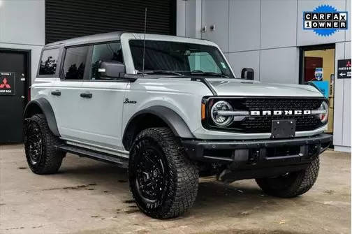 2023 Ford Bronco 4 Door Wildtrak 4WD photo