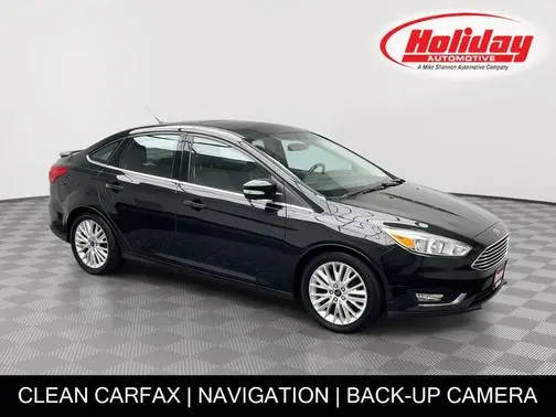 2015 Ford Focus Titanium FWD photo