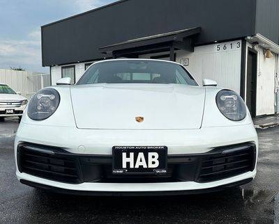 2022 Porsche 911 Carrera RWD photo