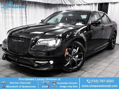 2023 Chrysler 300 300S RWD photo