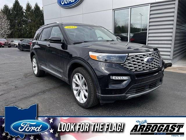 2023 Ford Explorer Platinum 4WD photo
