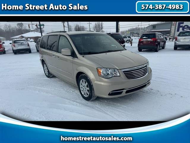 2015 Chrysler Town and Country Touring FWD photo