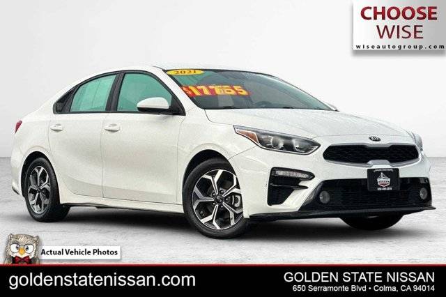 2021 Kia Forte LXS FWD photo