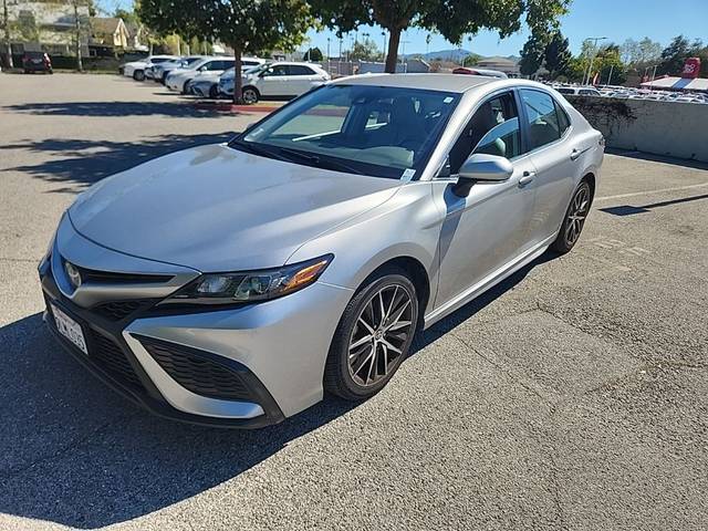 2022 Toyota Camry SE FWD photo