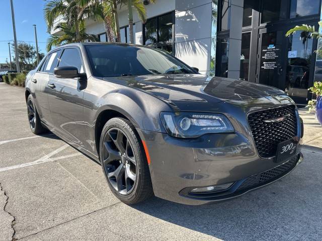 2021 Chrysler 300 300S RWD photo