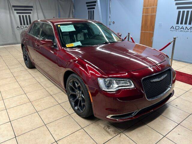 2016 Chrysler 300 Limited RWD photo