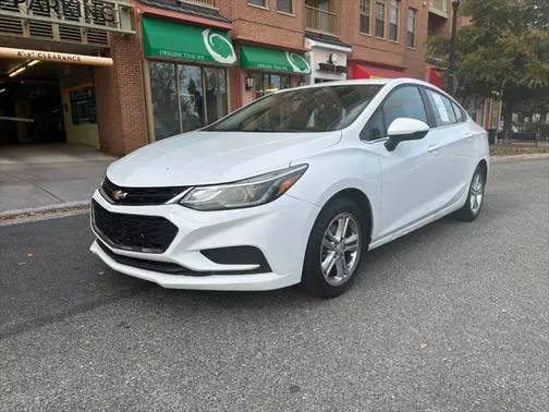 2018 Chevrolet Cruze LT FWD photo