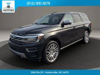 2022 Ford Expedition Platinum 4WD photo