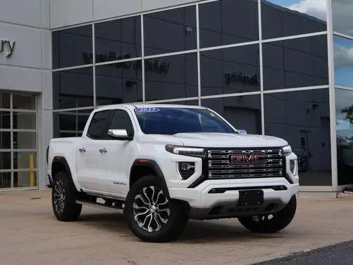 2023 GMC Canyon 4WD Denali 4WD photo