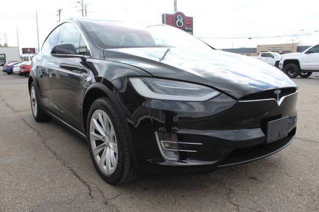2018 Tesla Model X 75D AWD photo