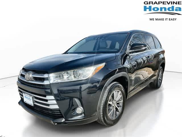 2017 Toyota Highlander XLE FWD photo