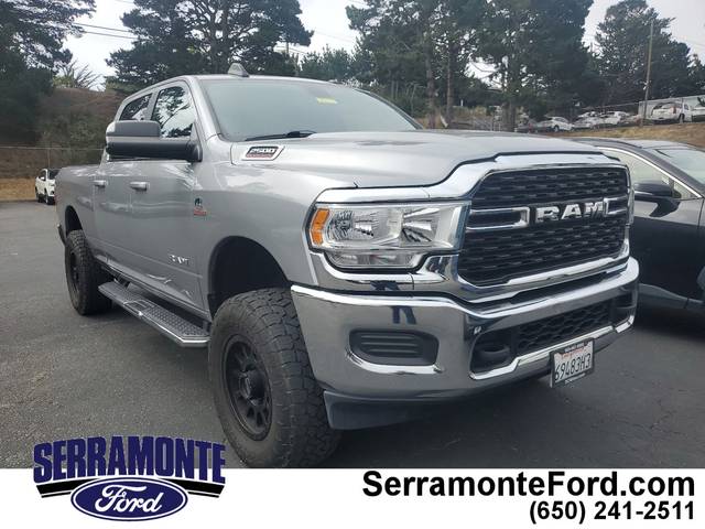 2022 Ram 2500 Big Horn 4WD photo