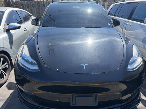 2022 Tesla Model Y Long Range AWD photo