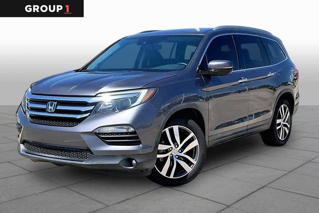 2016 Honda Pilot Touring FWD photo