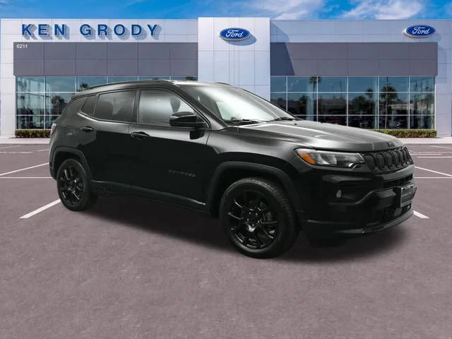 2022 Jeep Compass Altitude FWD photo