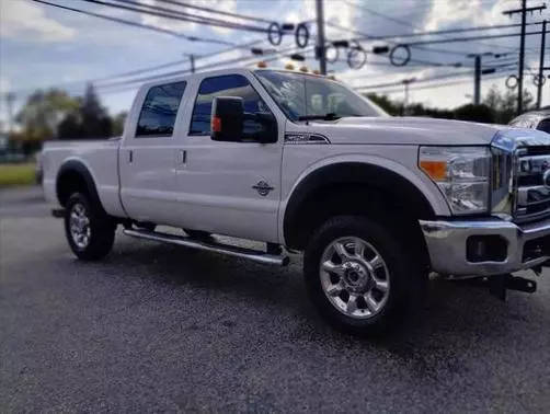 2016 Ford F-250 Super Duty Lariat 4WD photo