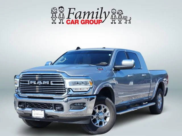 2022 Ram 2500 Laramie 4WD photo
