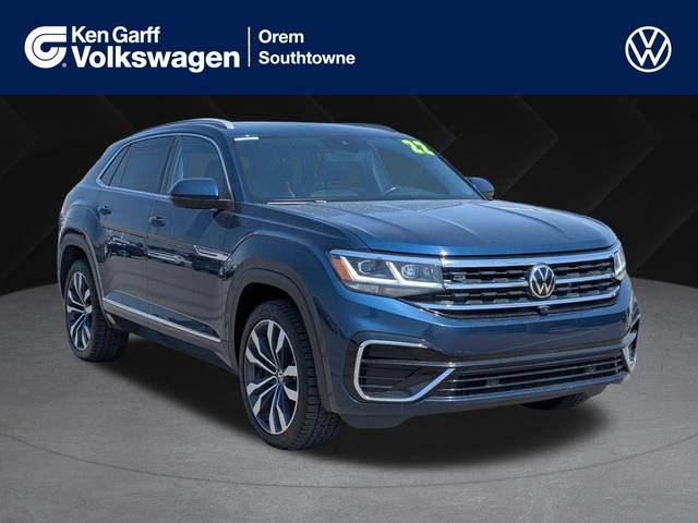 2022 Volkswagen Atlas Cross Sport 3.6L V6 SEL Premium R-Line AWD photo
