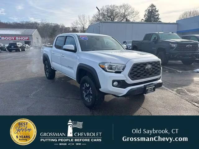 2022 Toyota Tacoma SR 4WD photo