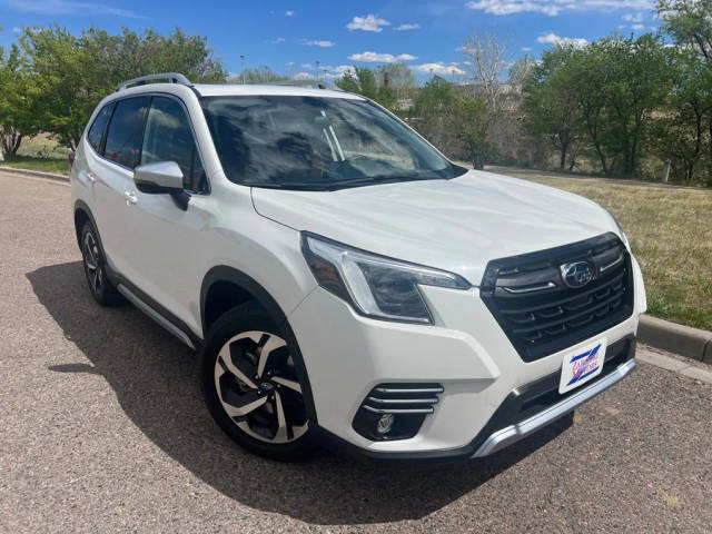 2022 Subaru Forester Touring AWD photo