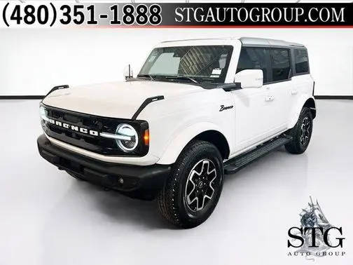2023 Ford Bronco 4 Door Outer Banks 4WD photo