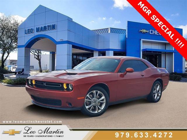 2021 Dodge Challenger SXT AWD photo