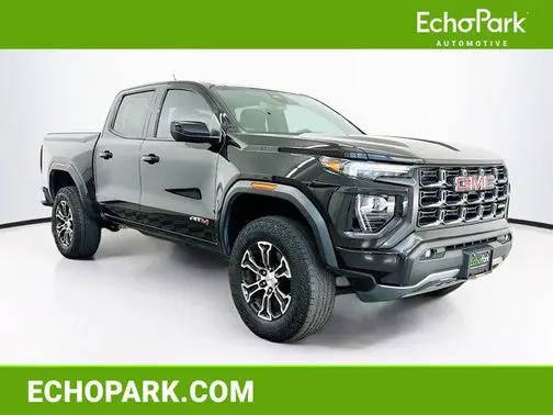 2023 GMC Canyon 4WD AT4 4WD photo