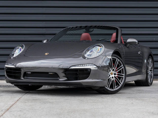 2015 Porsche 911 Carrera S RWD photo