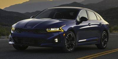 2022 Kia K5 LXS FWD photo