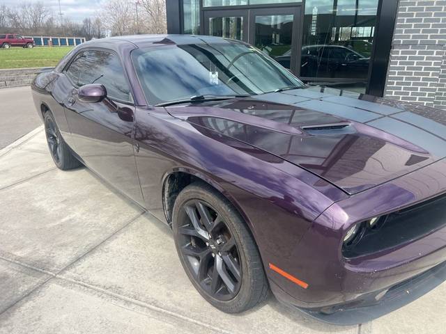 2021 Dodge Challenger SXT RWD photo