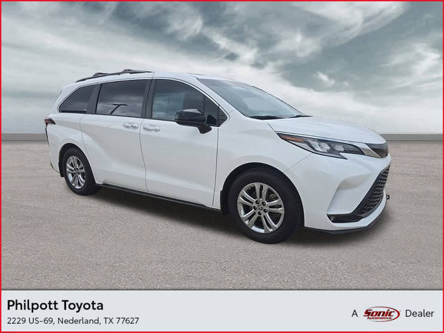 2023 Toyota Sienna XSE AWD photo