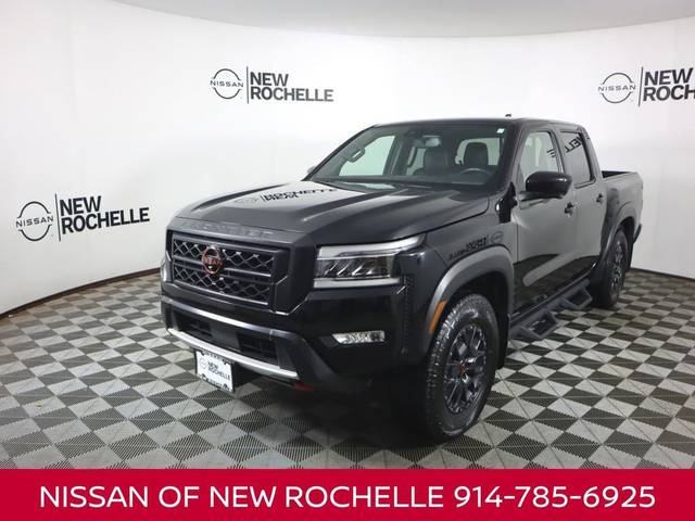 2022 Nissan Frontier PRO-4X 4WD photo