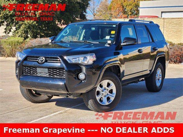 2021 Toyota 4Runner SR5 4WD photo