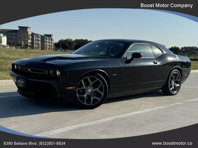 2015 Dodge Challenger R/T RWD photo