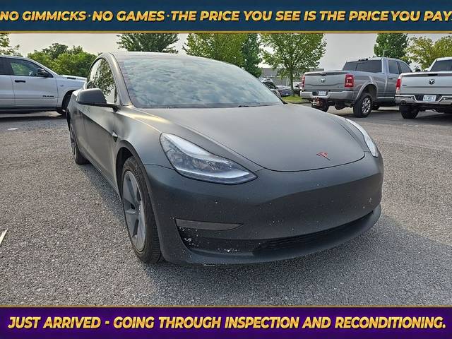 2021 Tesla Model 3 Standard Range Plus RWD photo