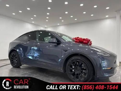 2022 Tesla Model Y Long Range AWD photo