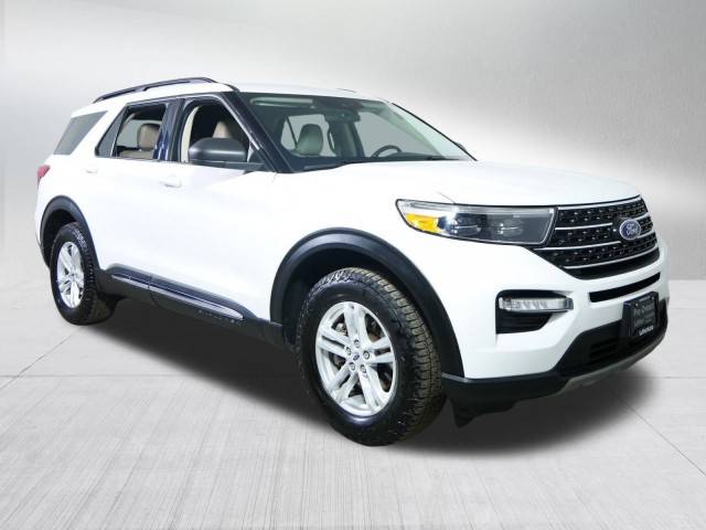 2023 Ford Explorer XLT 4WD photo