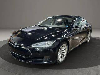 2016 Tesla Model S 60 RWD photo