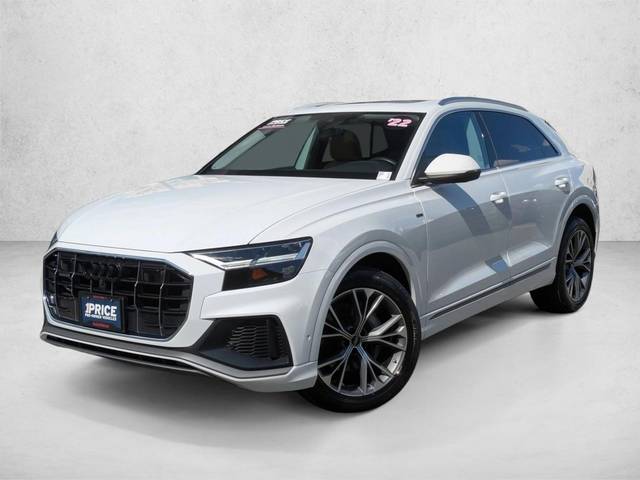 2022 Audi Q8 Premium Plus AWD photo