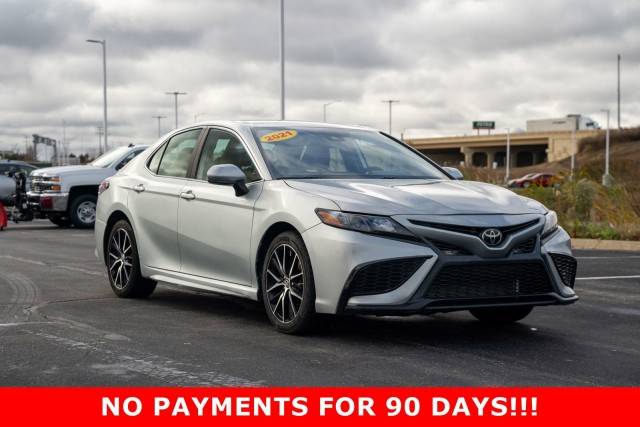 2021 Toyota Camry SE FWD photo