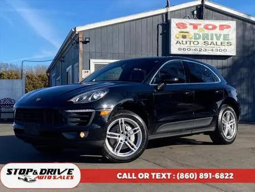 2016 Porsche Macan S AWD photo