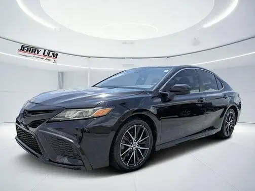2021 Toyota Camry SE FWD photo