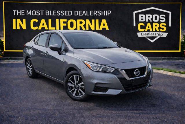 2021 Nissan Versa SV FWD photo