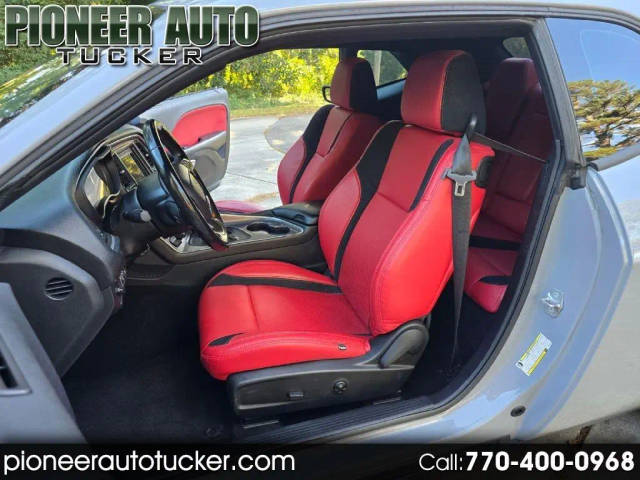 2021 Dodge Challenger SXT AWD photo