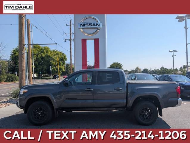 2020 Toyota Tacoma SR5 4WD photo