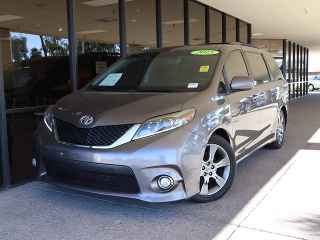 2015 Toyota Sienna SE Premium FWD photo